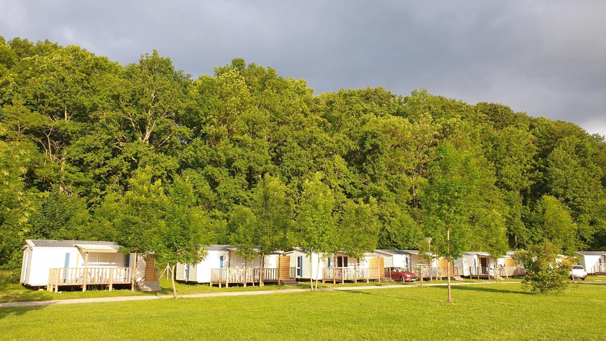 Camping Le Pre Cathare Lavelanet Kültér fotó