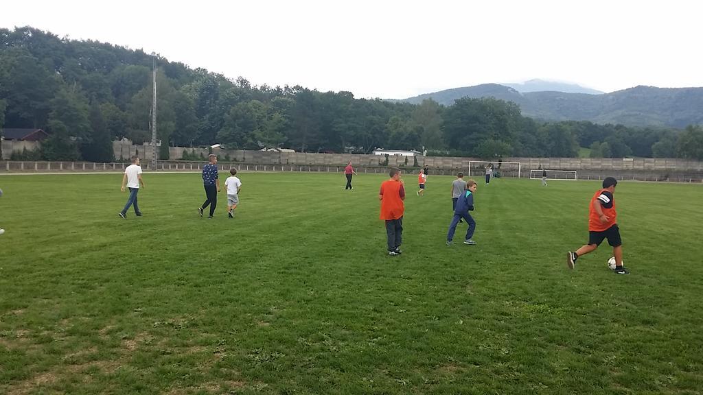 Camping Le Pre Cathare Lavelanet Kültér fotó